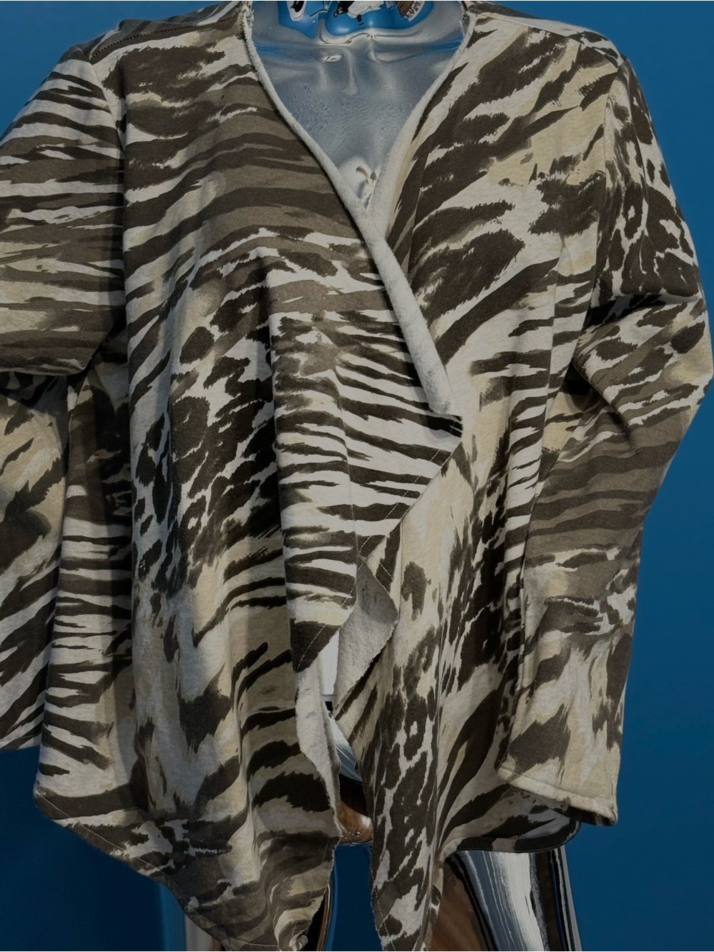 Chico's Taupe & Cream Animal-Print Open Front Cape Jacket